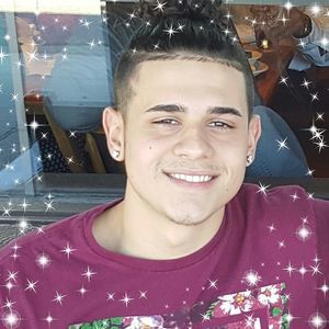 Meet your Posher, Sheena